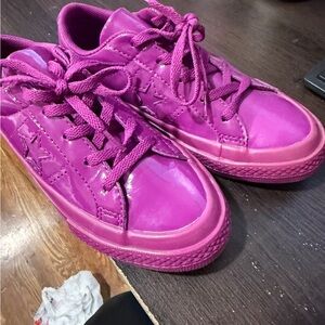 Converse all stars for Girls pattern leather.